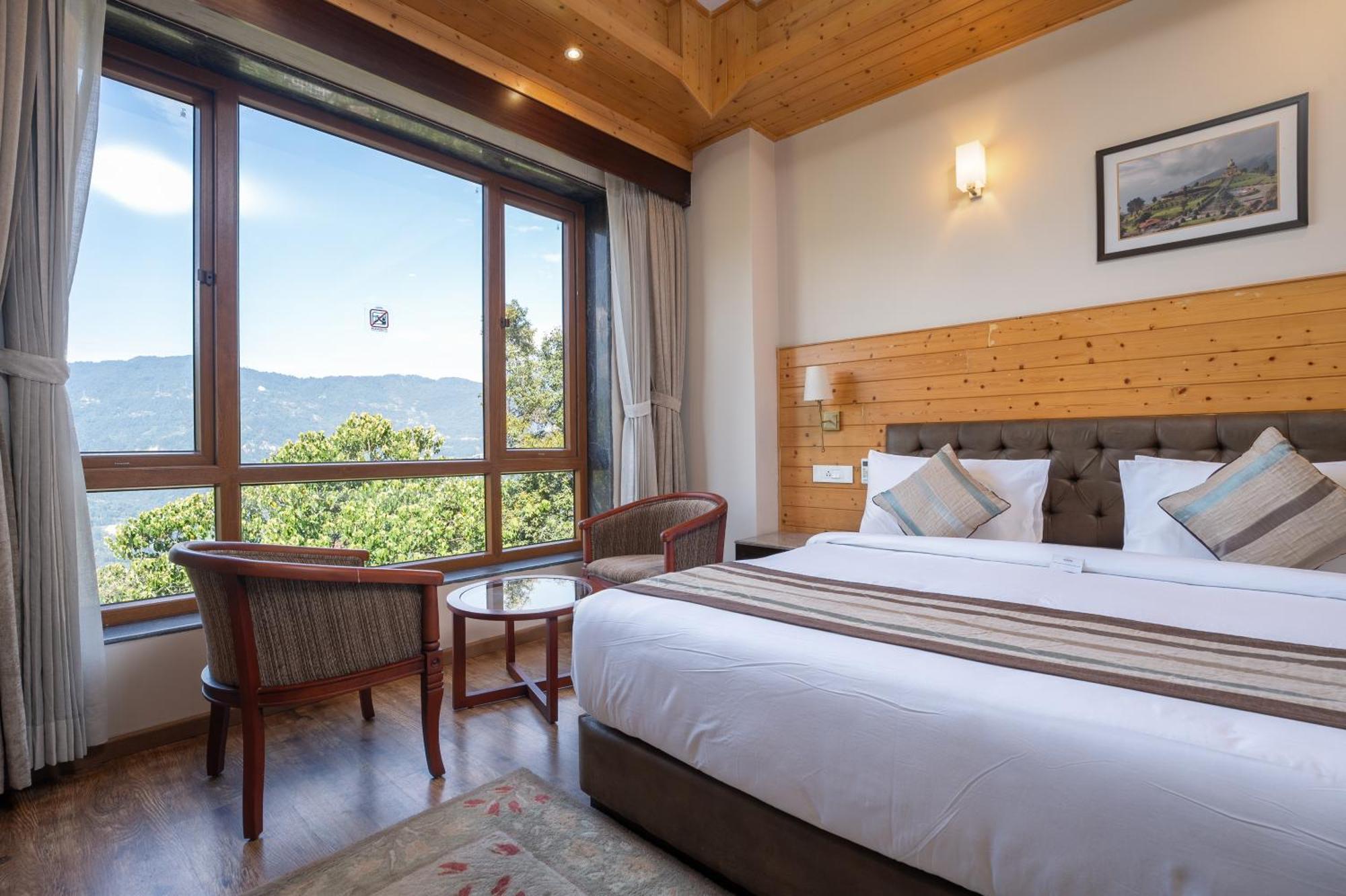 Summit Alpine Abode Hotel 5 Mins From Mg Marg Gangtok Ngoại thất bức ảnh